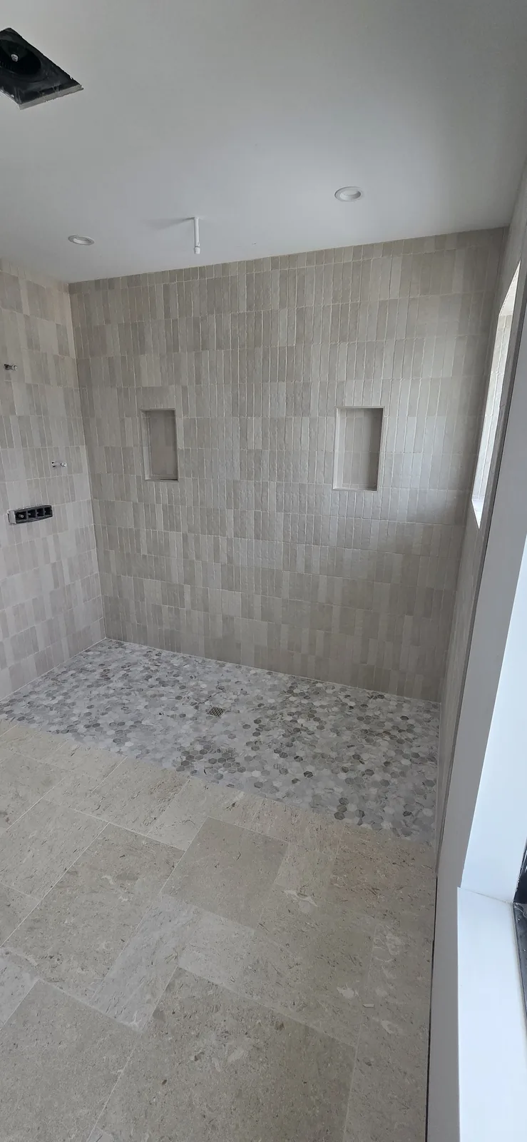 Built in shower niche with custom tile inlay, Tampa Bay shower remodel (project 1)